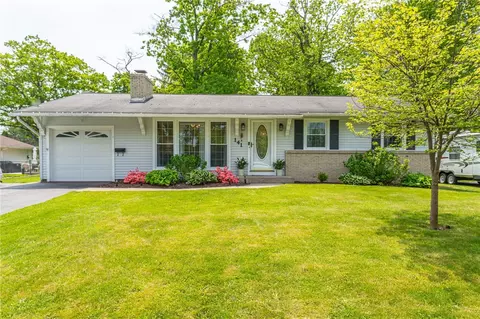 141 Wembly Rd, Greece, NY 14616