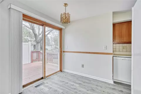 24 Walnut Cir, Webster, NY 14580 photo 15
