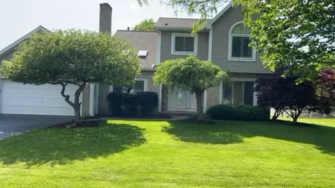 11 Silkwood Cir, Spencerport, NY 14559