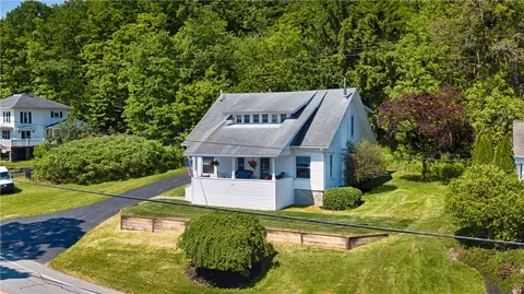 13131 W Lake Rd, Hammondsport, NY 14840