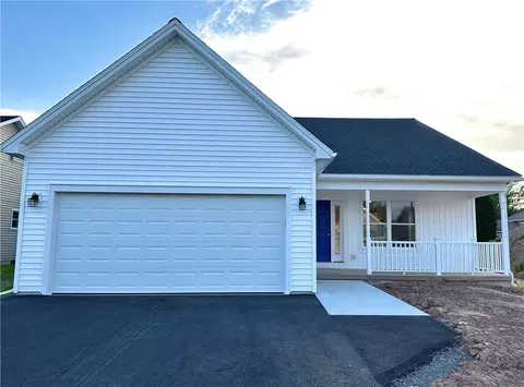 38 Mccormick Ln, Sweden, NY 14420