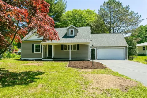 854 Gravel Rd, Webster, NY 14580