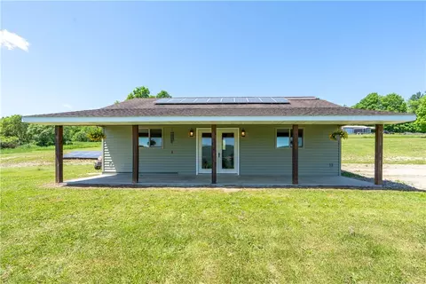 5353 Farr Rd, Amity, NY 14813