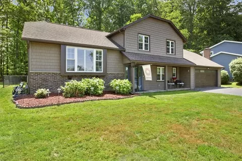 436 Judy Ann Dr, Greece, NY 14616