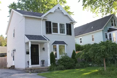 176 Leroy St, Rochester, NY 14612