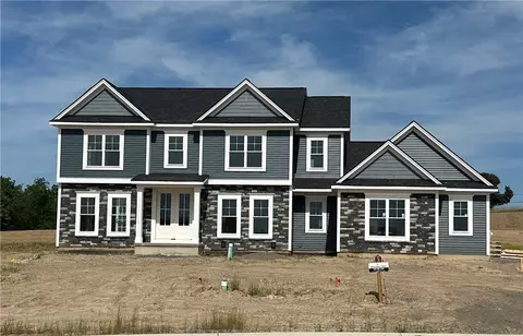 9 Bridleridge Farms, Pittsford, NY 14534