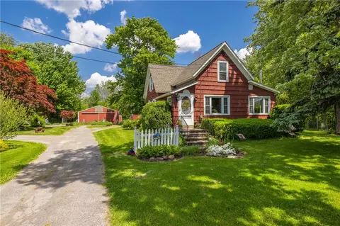 15091 Route 31 Hwy, Albion, NY 14411