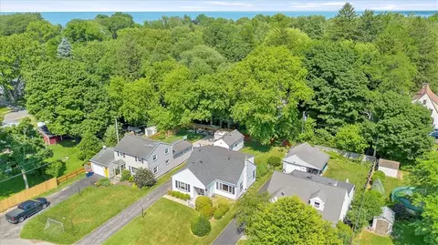 164 Crestfield Dr, Irondequoit, NY 14617 photo 33