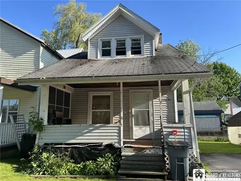 71 W Duquesne St, Ellicott, NY 14720