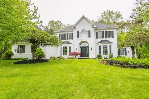 230 Hidden Brk, Victor, NY 14564