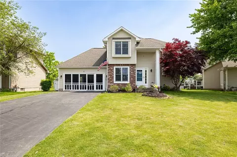 3 White Oak Bnd, Chili, NY 14624