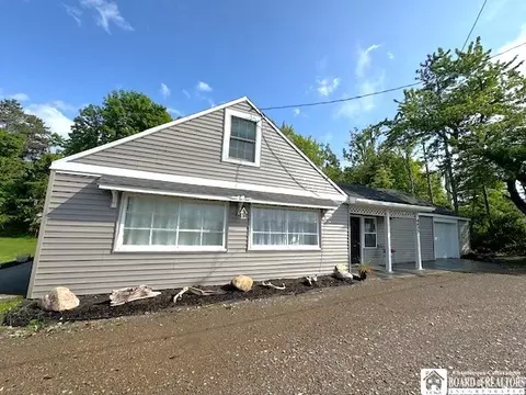 6633 Erie Rd, Evans, NY 14047