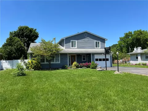 507 Wood Rd, Greece, NY 14626