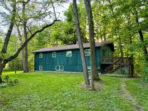 77 Searles Rd, Groton, NY 13073