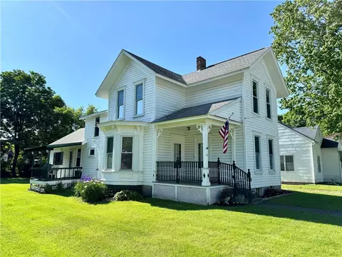 21 Martin Brook St, Unadilla, NY 13849
