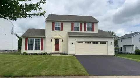 14 Wendy Ln, Greece, NY 14626