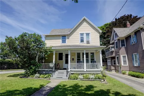 295 N Winton Rd, Rochester, NY 14610