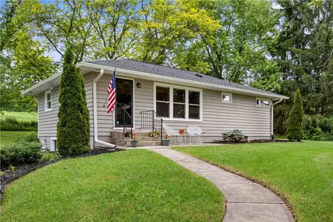 3322 Guyanoga Rd, Jerusalem, NY 14418