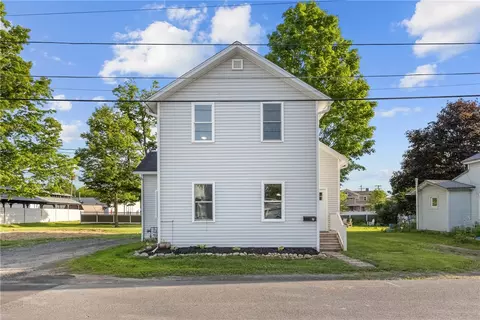 7 Spring St, Starkey, NY 14837 photo 2