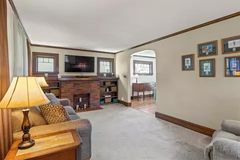 135 Gilbert Dr, Irondequoit, NY 14609 photo 6