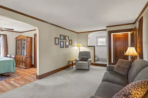 135 Gilbert Dr, Irondequoit, NY 14609 photo 7