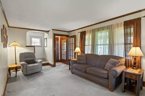 135 Gilbert Dr, Irondequoit, NY 14609 photo 8