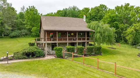 6246 Stone Hill Rd, Livonia, NY 14487