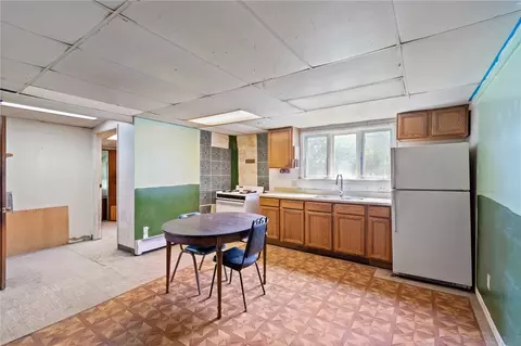 61 Geneva St, Lyons, NY 14489 photo 8
