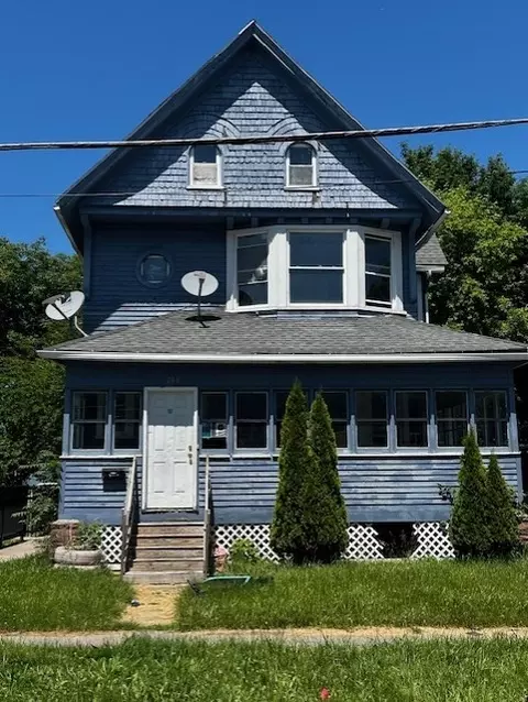 286 Tremont St, Rochester, NY 14608