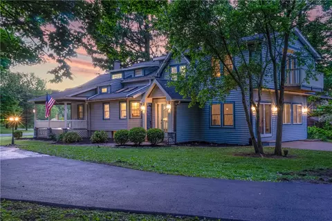 224 East St, Pittsford, NY 14534