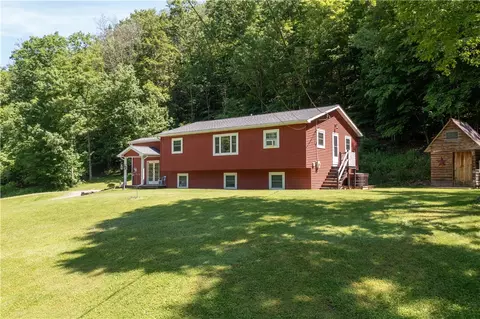 3937 Roosa Rd, Canisteo, NY 14823