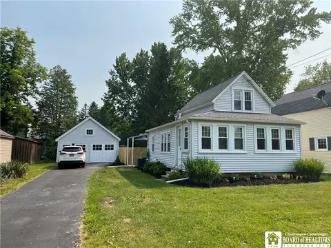 168 E Terrace Ave, Busti, NY 14750