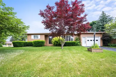 236 Candlewood Rd, Irondequoit, NY 14609