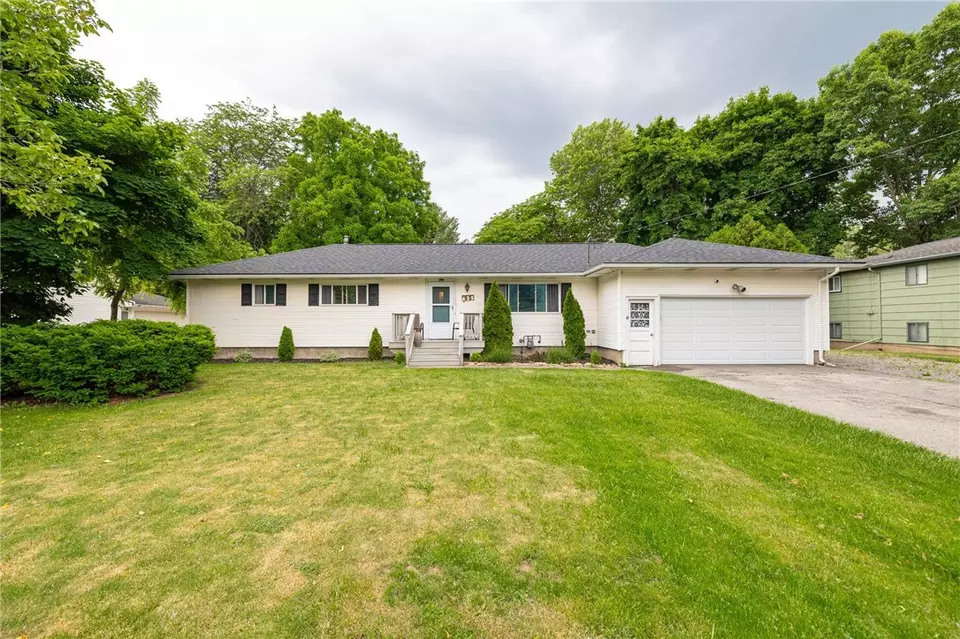 635 Elmgrove Rd, Gates, NY 14606 34 Photos Movoto