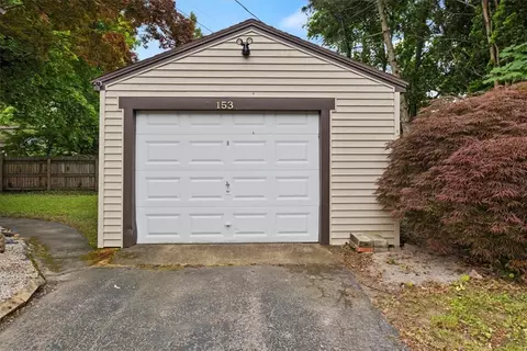 153 Seneca Rd, Irondequoit, NY 14622 photo 25