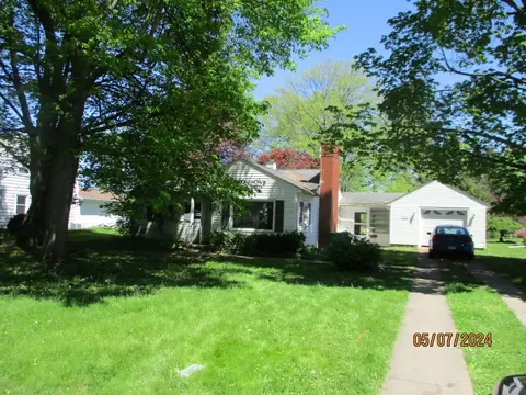 184 Ontario St, Honeoye Falls, NY 14472
