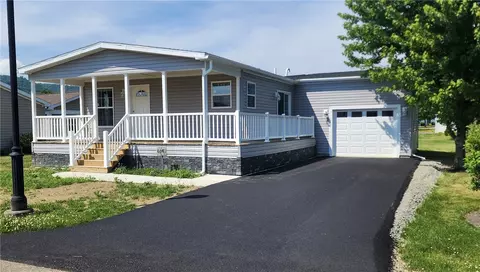 6691 Primrose Pl, Bath, NY 14810