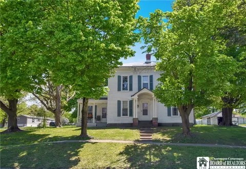 42 E Main St, Ripley, NY 14775