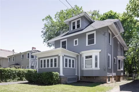 33 Shelter St, Rochester, NY 14611