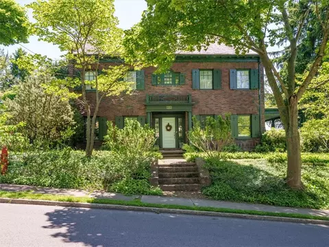 701 Sumner Ave, Syracuse, NY 13210