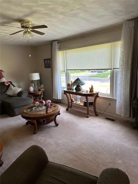 135 John Jay Dr, Irondequoit, NY 14617 photo 8