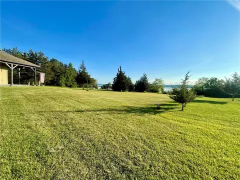 5764 Sunset Ct, Romulus, NY 14541 photo 8