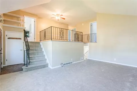 13 Creekside Dr, Irondequoit, NY 14622 photo 6