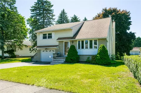 13 Creekside Dr, Irondequoit, NY 14622 photo 29