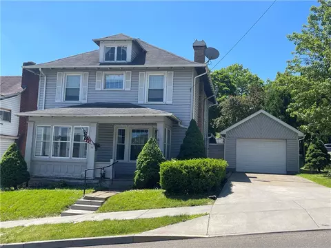 16 Elm St, Bradford, PA 16701