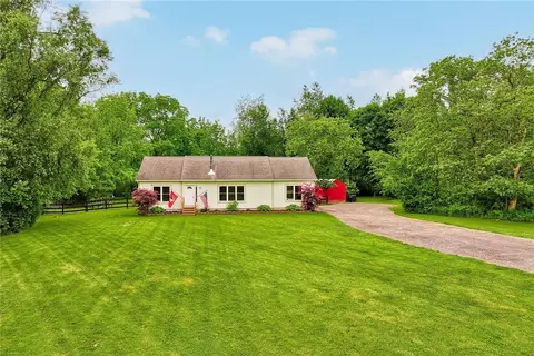 8032 Ridge Rd, Sodus, NY 14551
