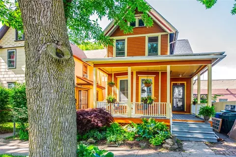 98 Hickory St, Rochester, NY 14620