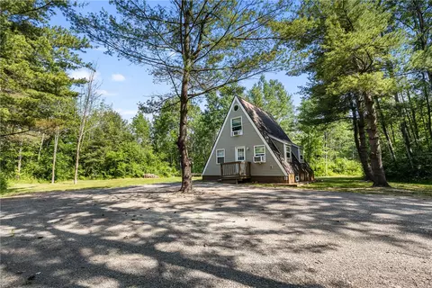 2238 Italy Hill Rd, Italy, NY 14418