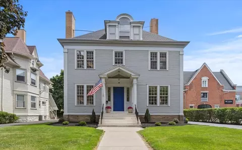 4 Strathallan Park #C, Rochester, NY 14607