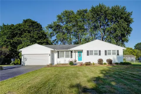 44 Archer Rd, Chili, NY 14624